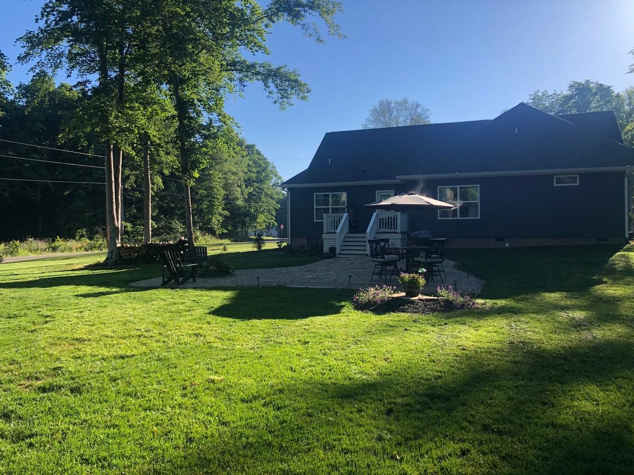 300 Clancey Ln - Photo 4 of 15