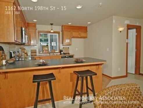 1162 N 198th St #15 - Photo 3 of 10