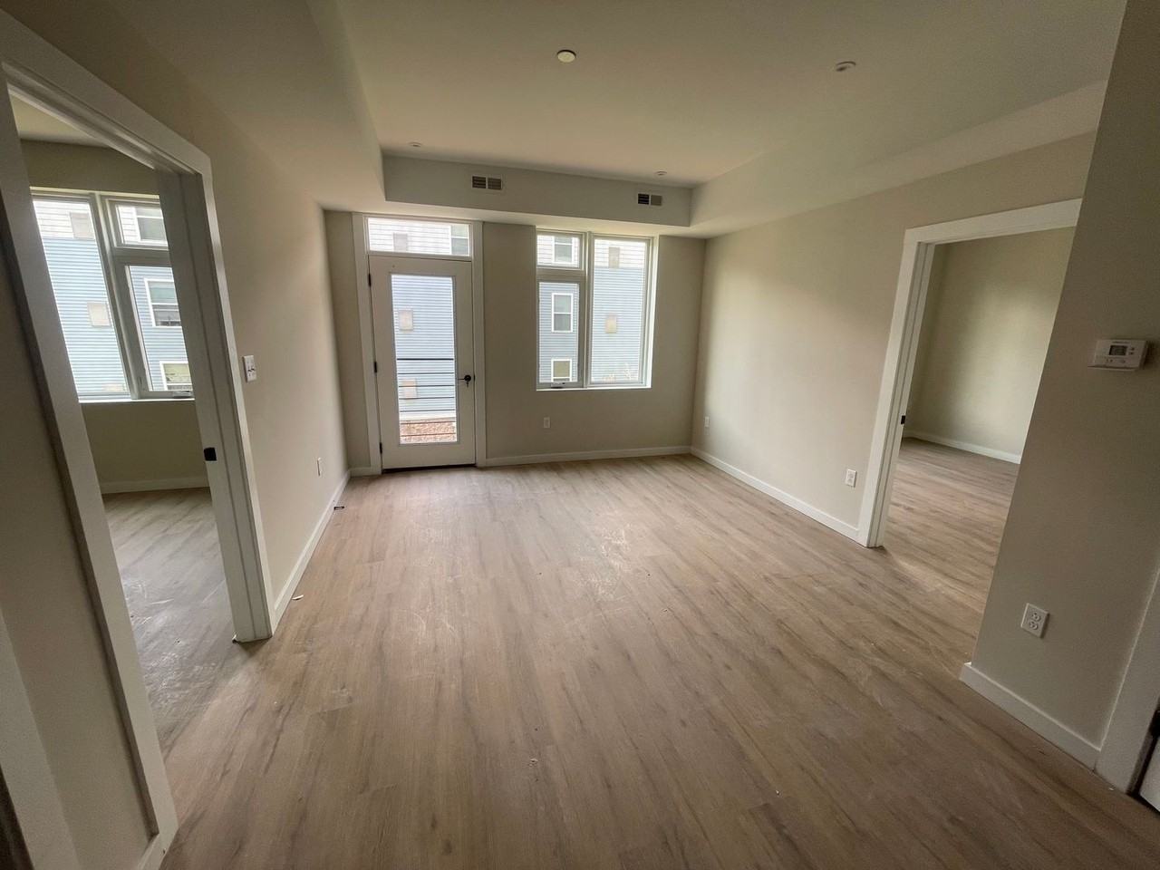 4112 Lancaster Ave - Photo 4 of 6
