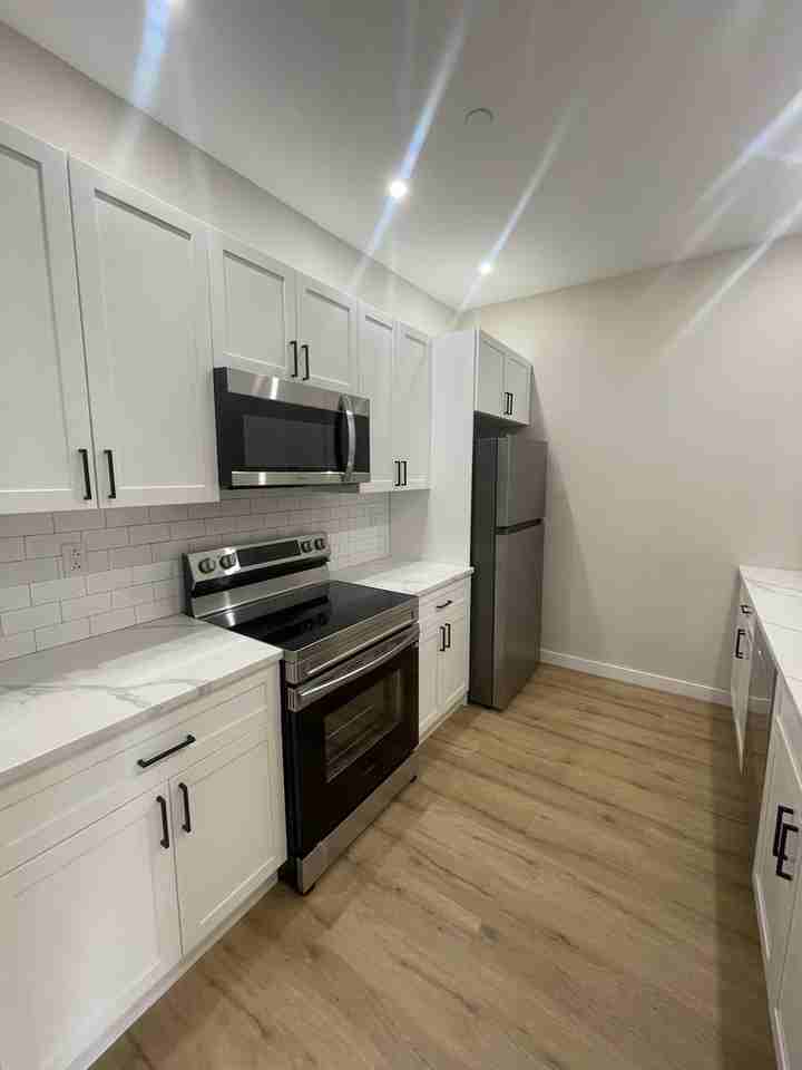 4112 Lancaster Ave - Photo 6 of 6