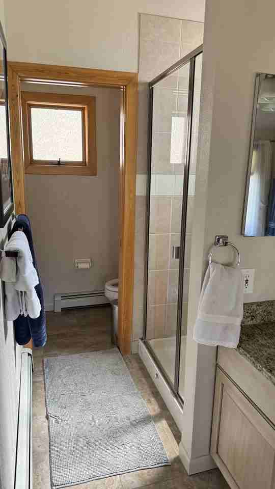 24728 Foothills Dr N - Photo 7 of 10