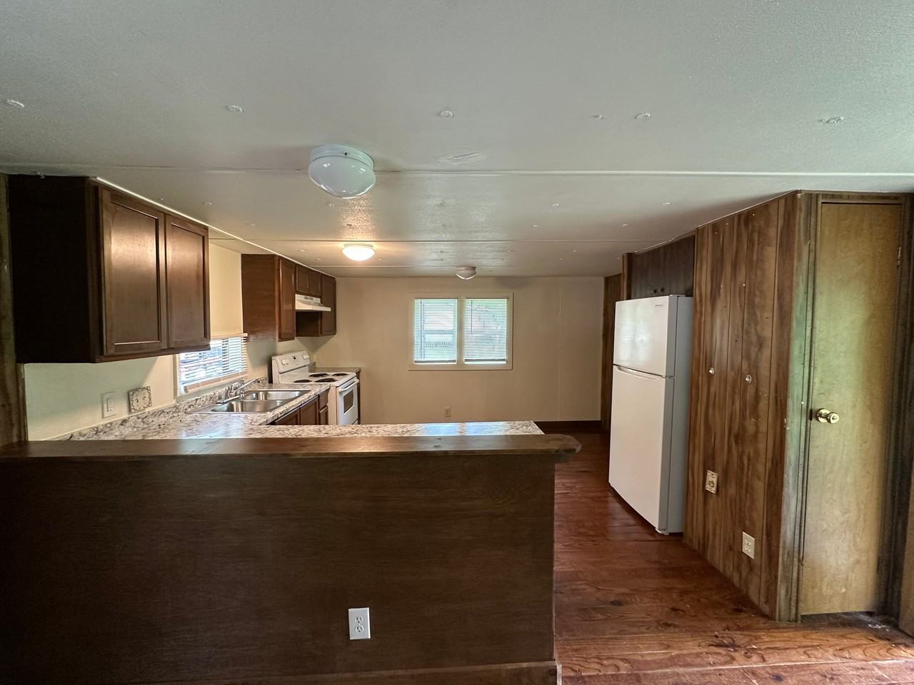 85 Young Rd #G - Photo 3 of 10