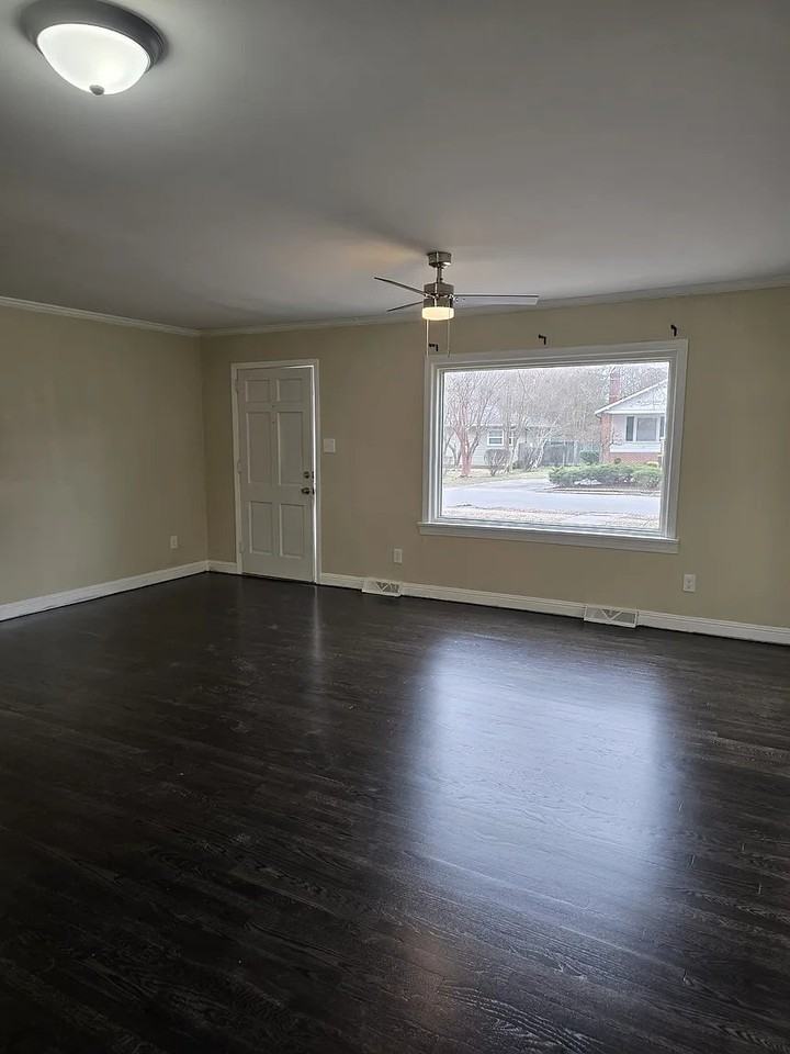 202 N Merritt Ave - Photo 2 of 14