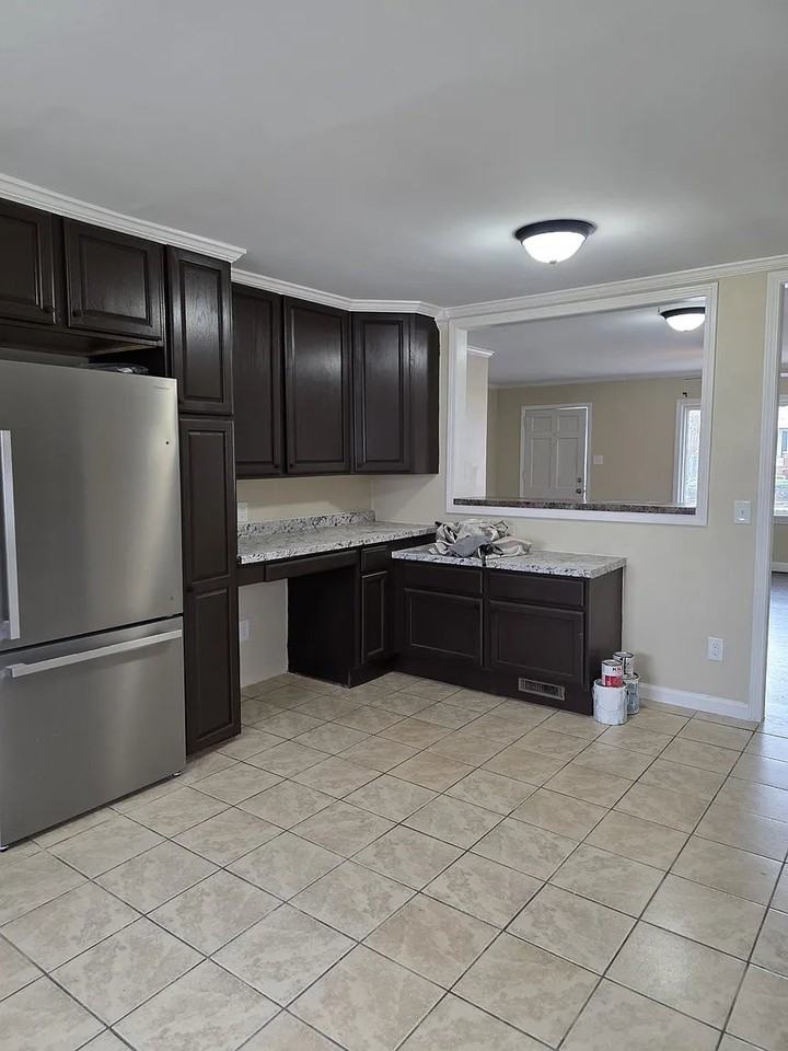 202 N Merritt Ave - Photo 4 of 14