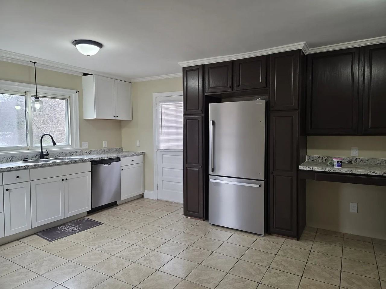 202 N Merritt Ave - Photo 5 of 14