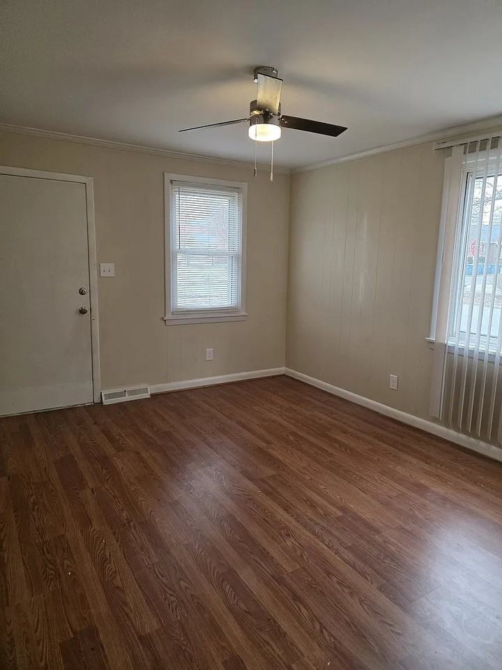 202 N Merritt Ave - Photo 7 of 14