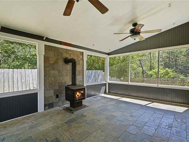 131 Nacoochee Way - Photo 6 of 16