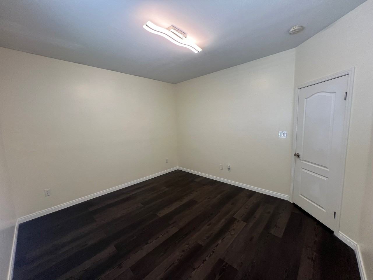 10818 Cypress Falls Ave - Photo 2 of 5