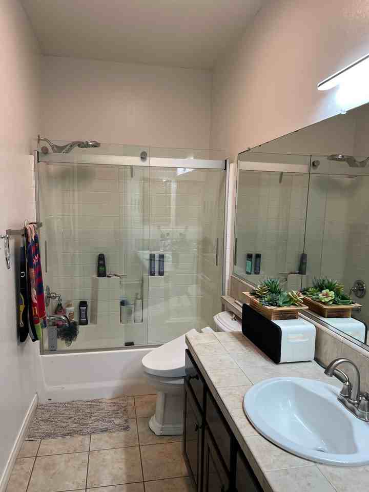 10818 Cypress Falls Ave - Photo 4 of 5