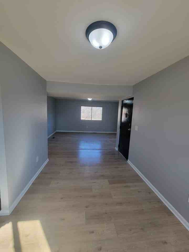 1808 N James H Mcgee Blvd #C - Photo 3 of 18