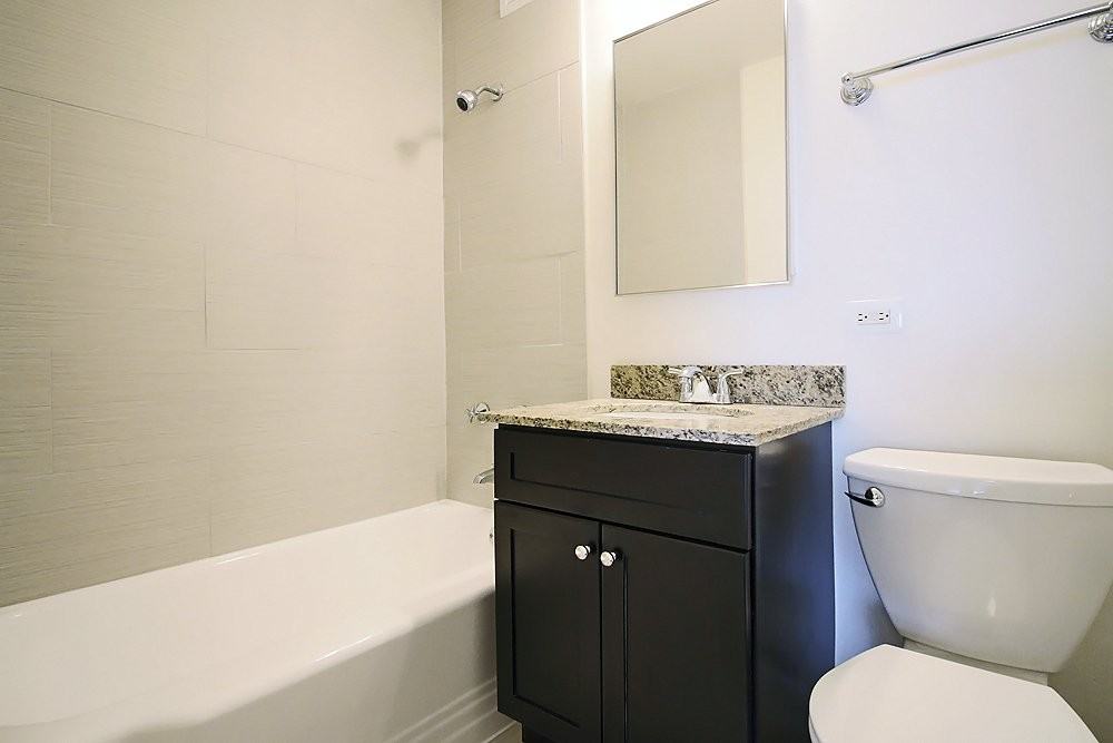 1301 N Ritchie Ct - Photo 6 of 17