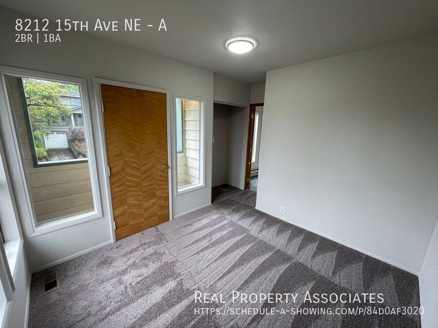 8212 15th Ave Ne #A - Photo 7 of 13