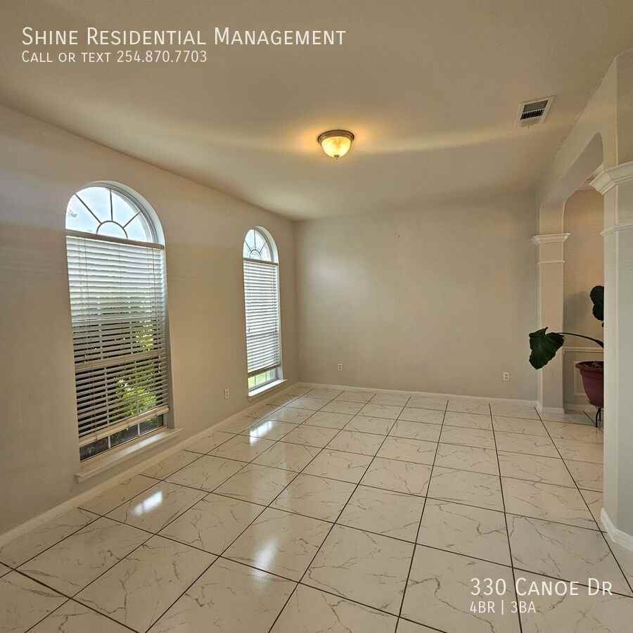 330 Canoe Dr - Photo 3 of 21