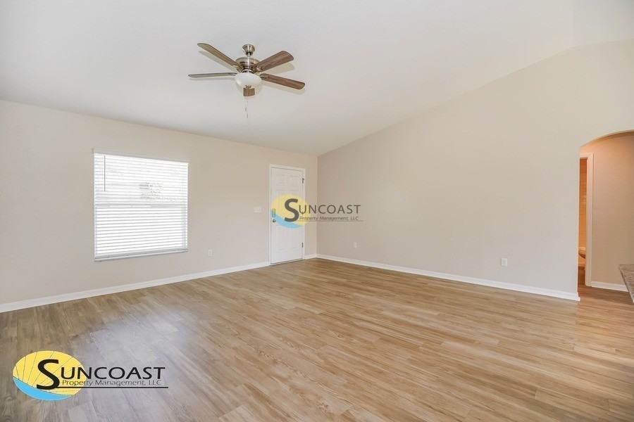 2836 Sw 161st Loop - Photo 2 of 20