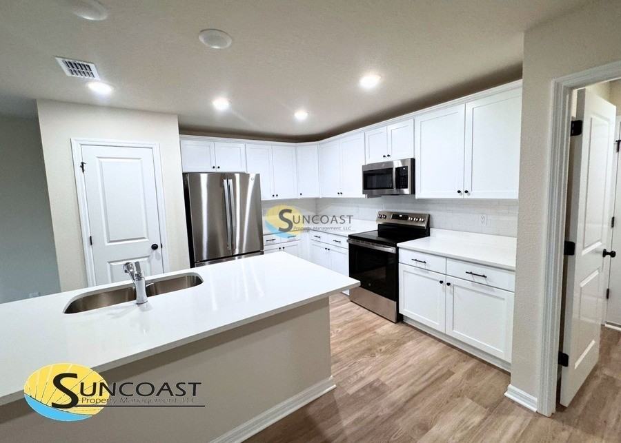 23 Ryker Ln - Photo 4 of 16