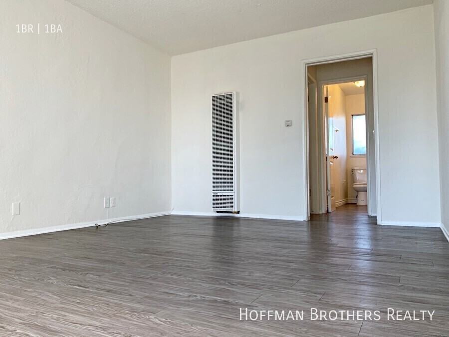4845 W Slauson Ave #5 - Photo 5 of 13
