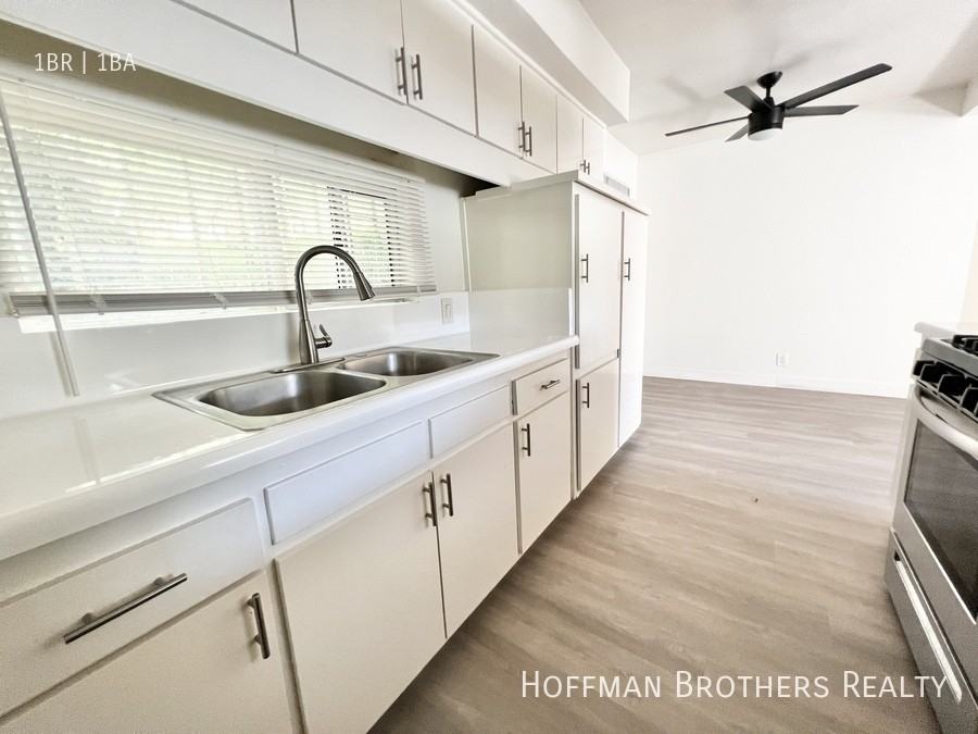4217 Don Tomaso Dr #7 - Photo 3 of 6