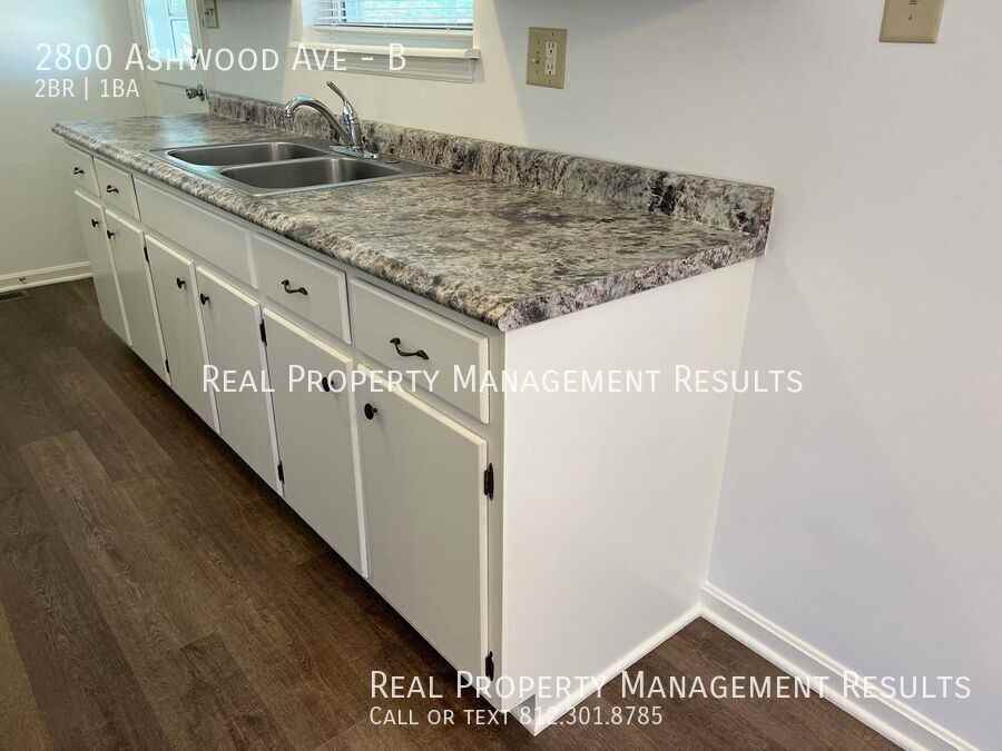 2800 Ashwood Ave #B - Photo 4 of 17