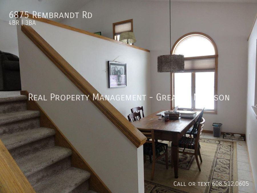 REMBRANDT & - Photo 4 of 13