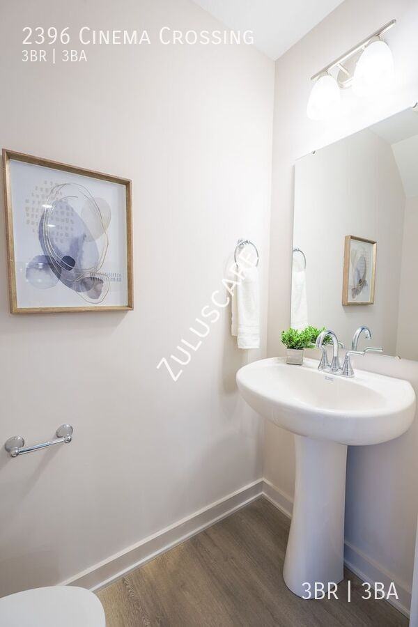 2396 Cinema Crossing - Photo 6 of 19