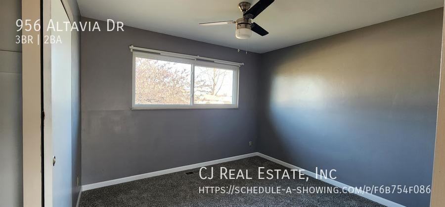 956 Altavia Dr - Photo 5 of 8