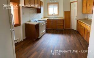 1522 Hughitt Ave - Photo 2 of 6