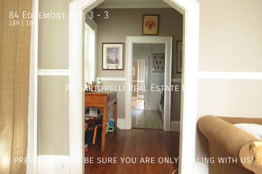 84 Edgemont Rd Apt 3 #3 - Photo 5 of 14