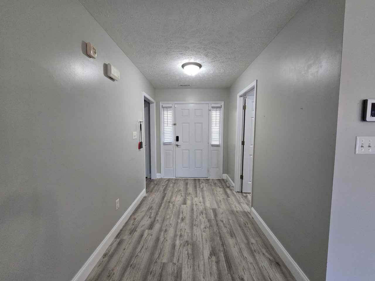 362 Broad Dr - Photo 2 of 28