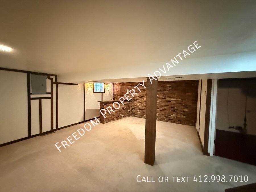 800 Flint Rd - Photo 2 of 25