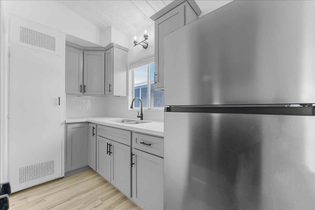 12244 Grevillea Ave #H - Photo 5 of 18