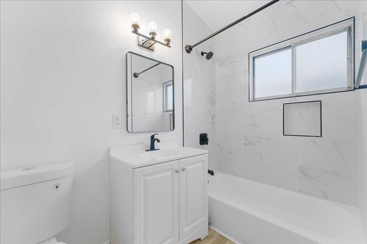 12244 Grevillea Ave #H - Photo 7 of 18