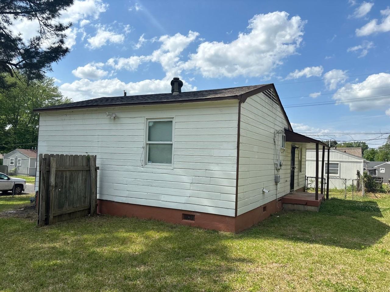 4496 Range Line Rd - Photo 5 of 20
