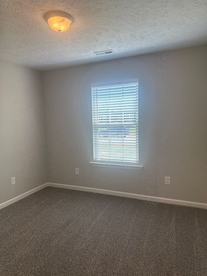 118 Hidden Cir - Photo 7 of 13