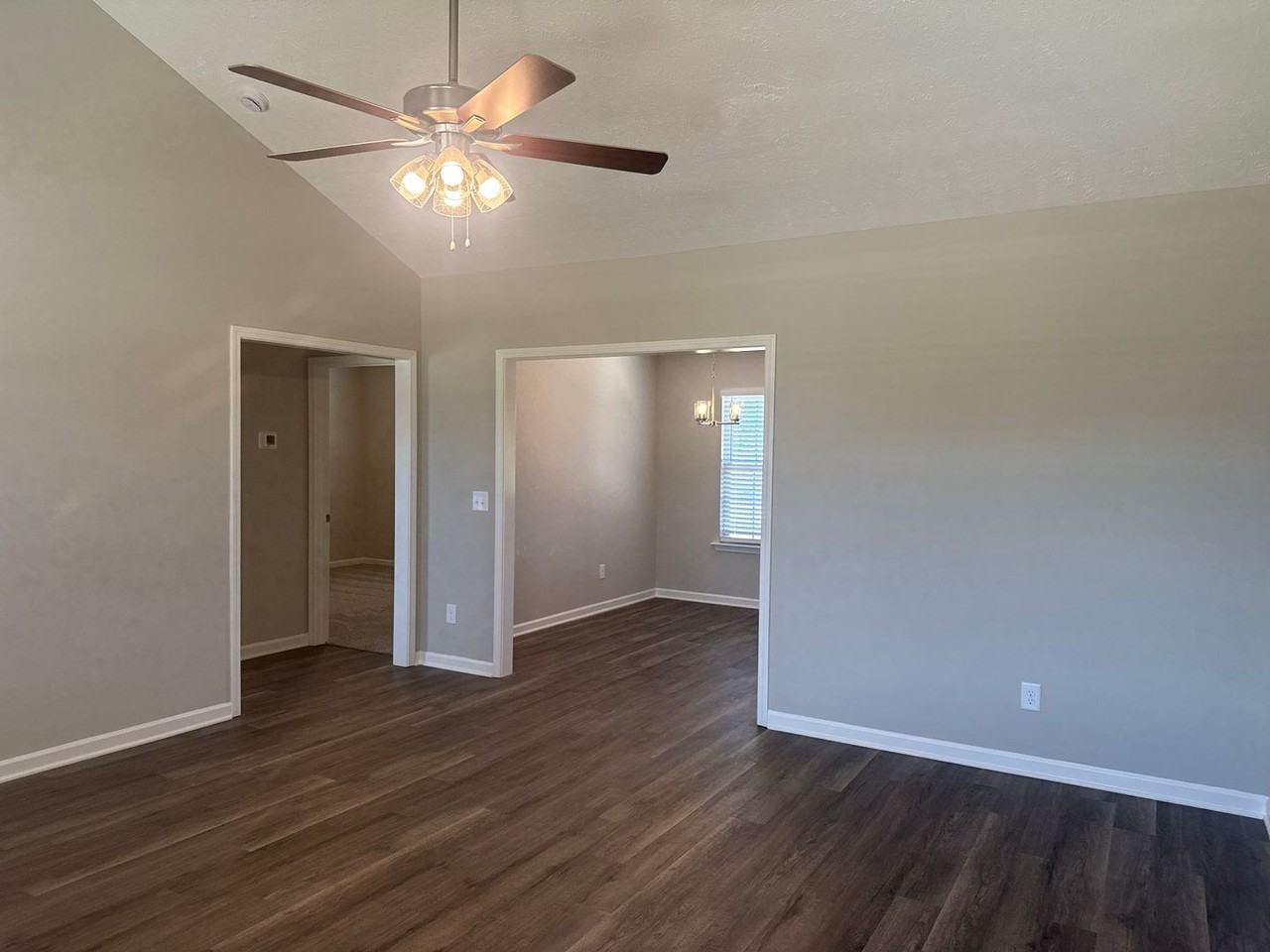 102 Hidden Cir - Photo 3 of 11