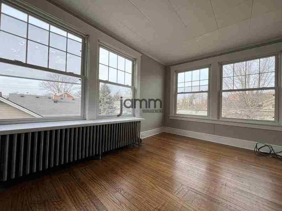 1548 Alameda Ave - Photo 6 of 17