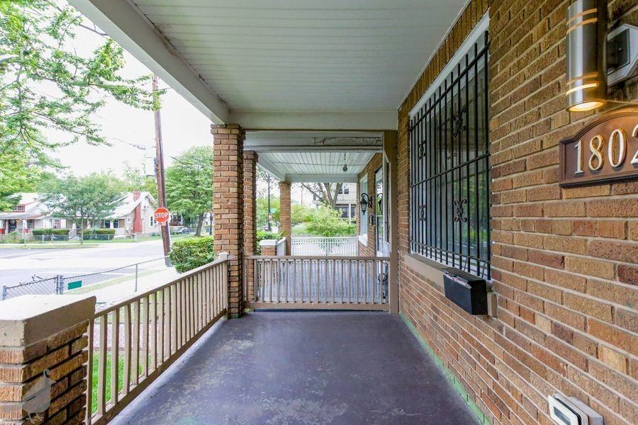 1802 14th St Se - Photo 3 of 50