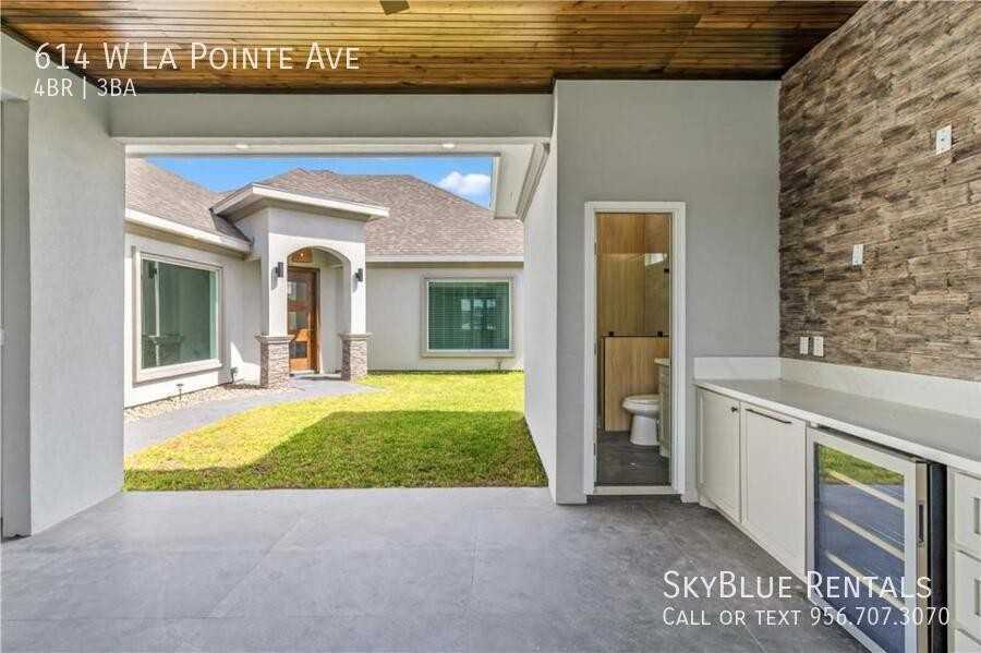 614 W La Pointe Ave - Photo 2 of 13