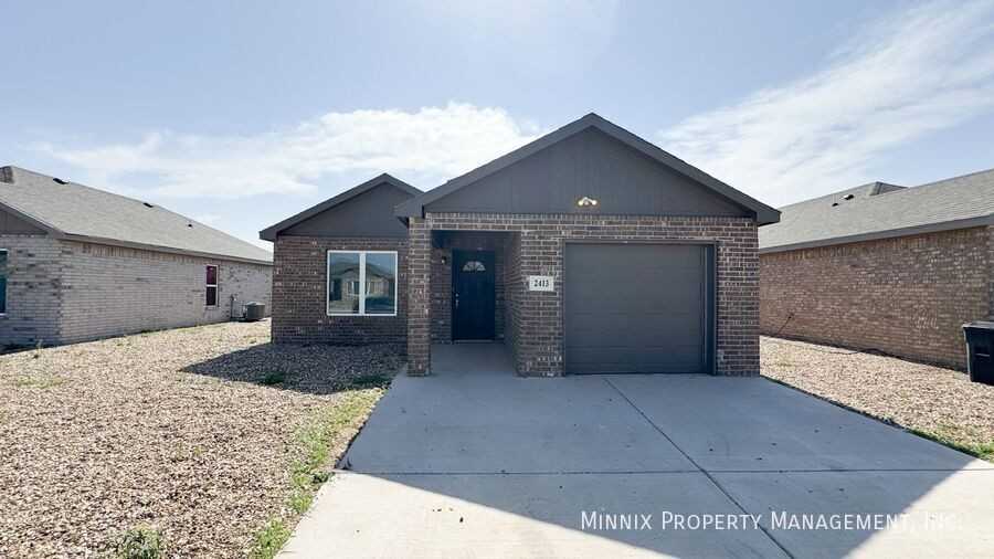 2413 N Avenue O - Photo 2 of 25