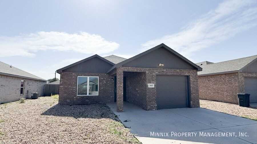 2413 N Avenue O - Photo 4 of 25