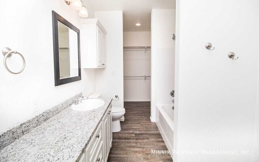 6912 21st St - Photo 2 of 28