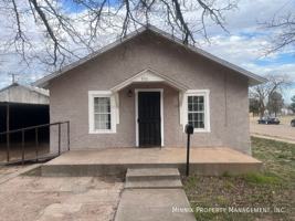 featured image of 950 S 10th St