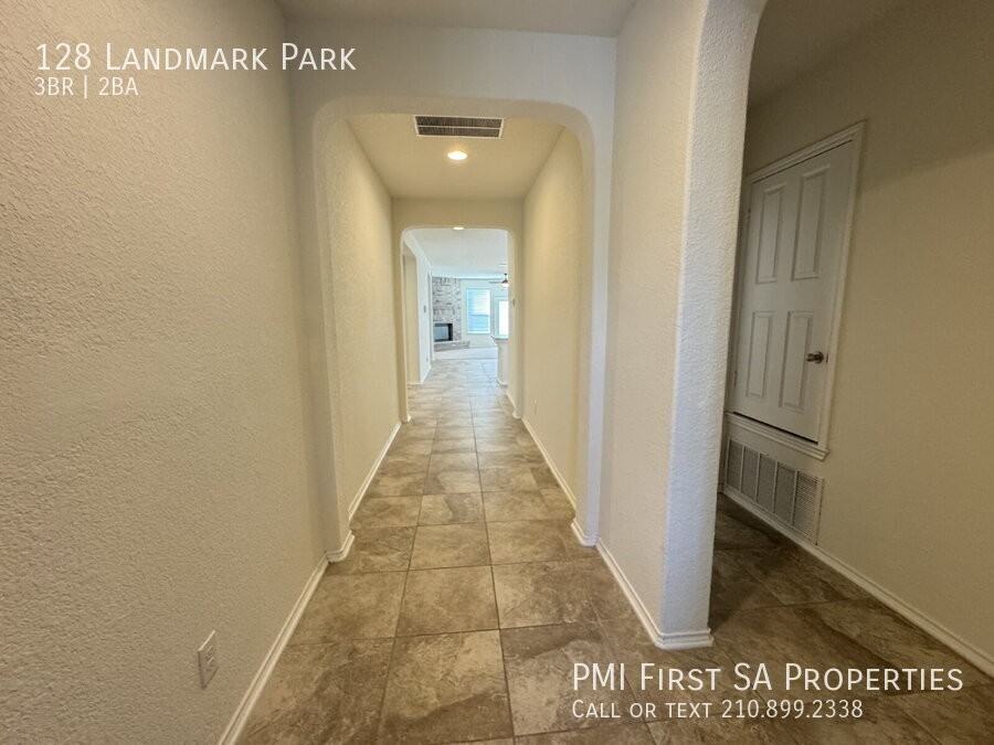 128 Landmark Park - Photo 2 of 19