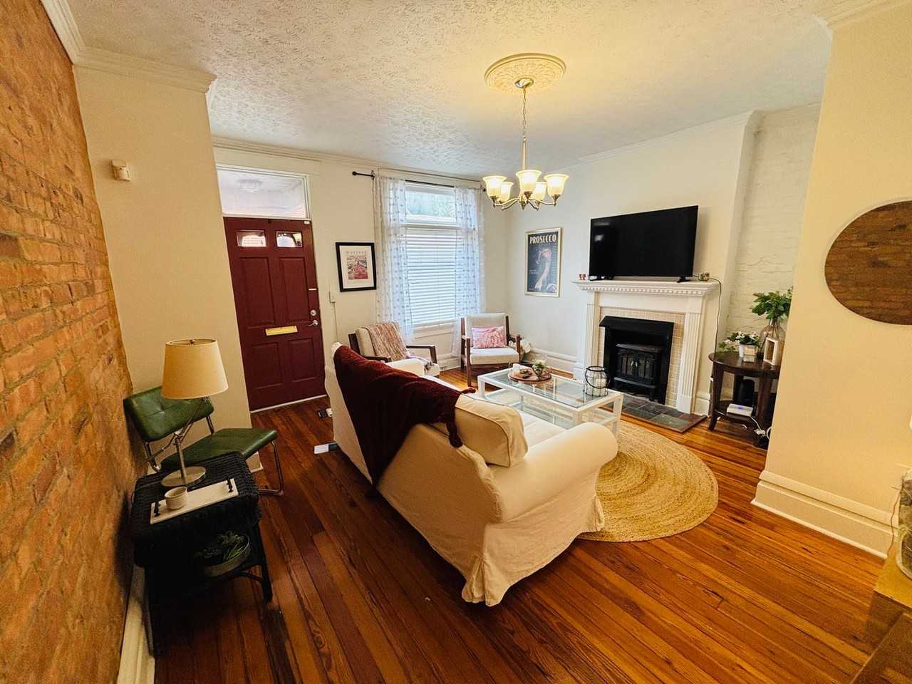 749 Macon Aly - Photo 2 of 28