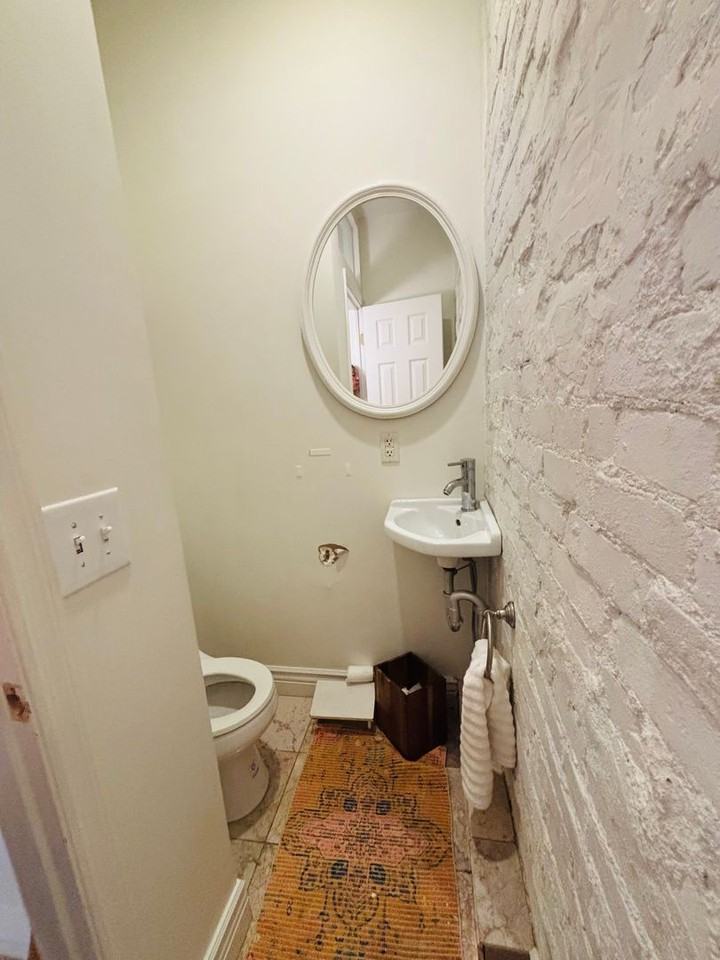 749 Macon Aly - Photo 5 of 28