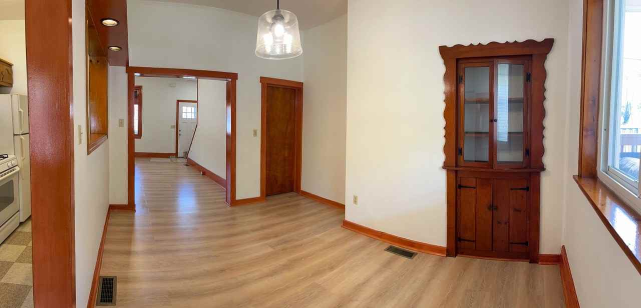 1326 Evergreen Ave - Photo 3 of 7