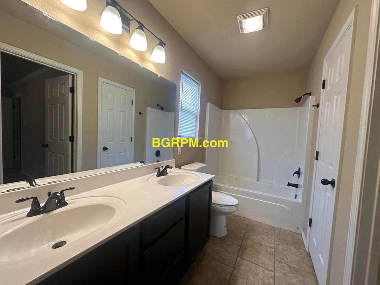 656 Richie Rd - Photo 7 of 12