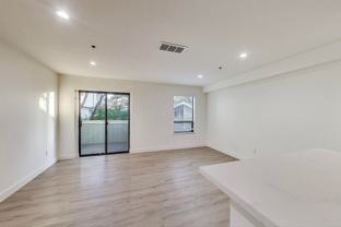 95 41st St #301 - Photo 1 of 1