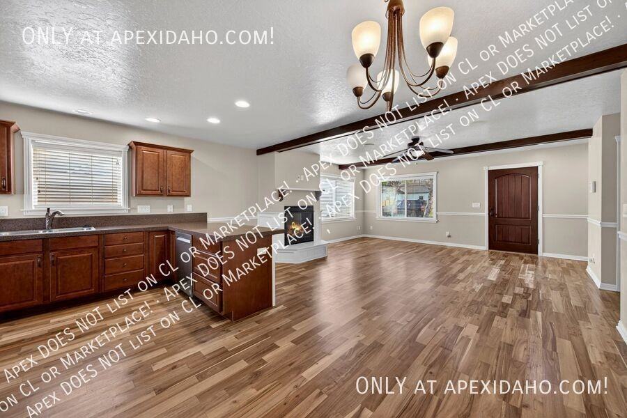 3202 W Gavin St - Photo 3 of 34