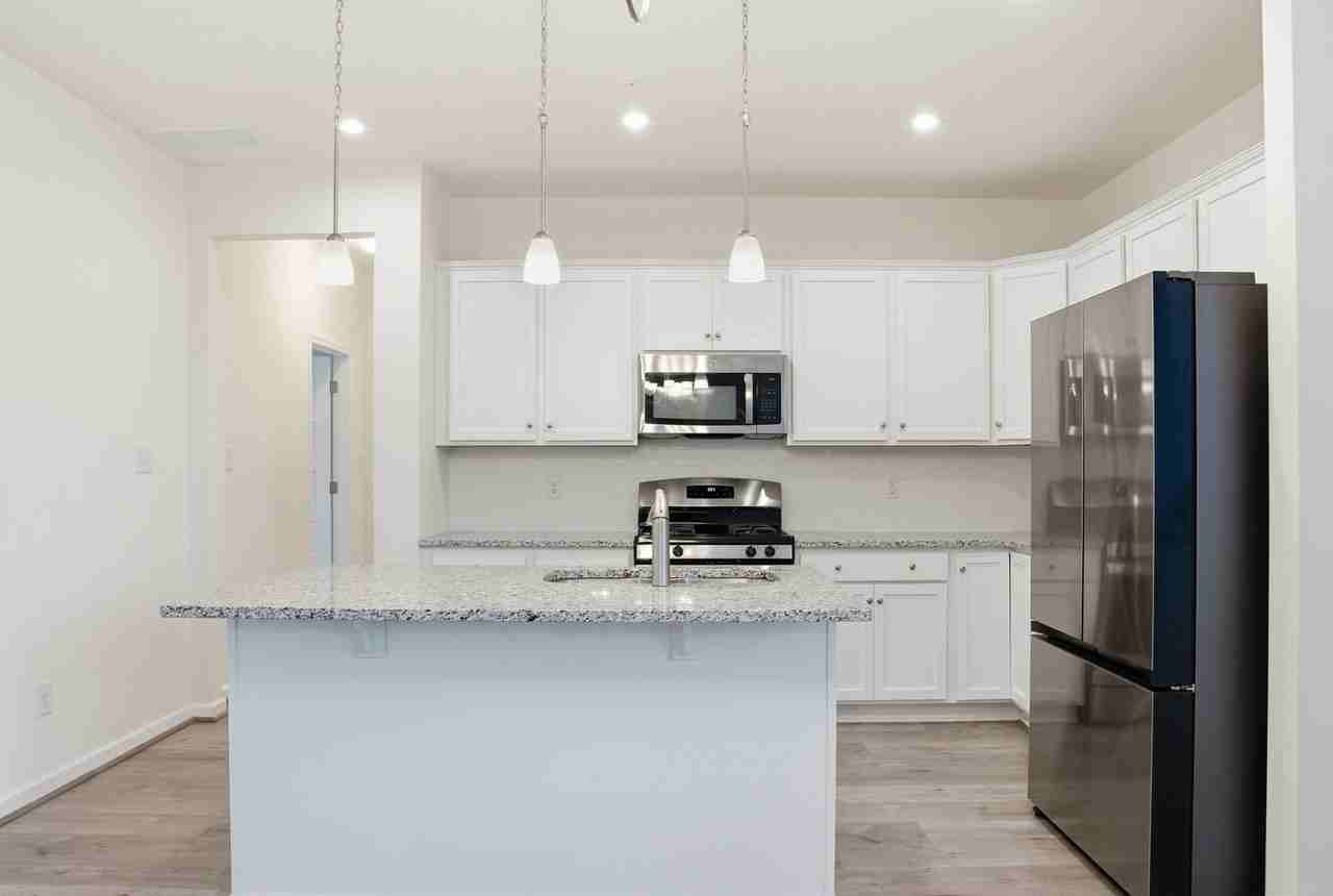 1521 Redoubt Rd - Photo 5 of 28