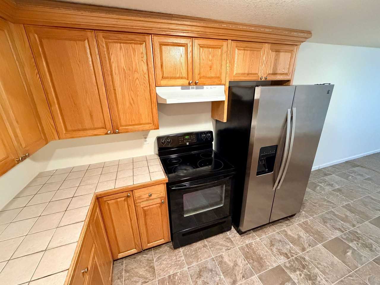 2595 Simpson St Se - Photo 6 of 11